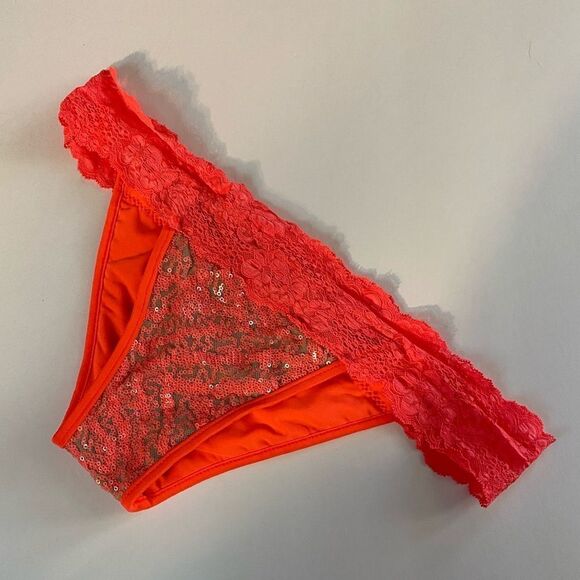 Beach Bunny Mystic Shine Bikini Bottom - Picture 9 of 9